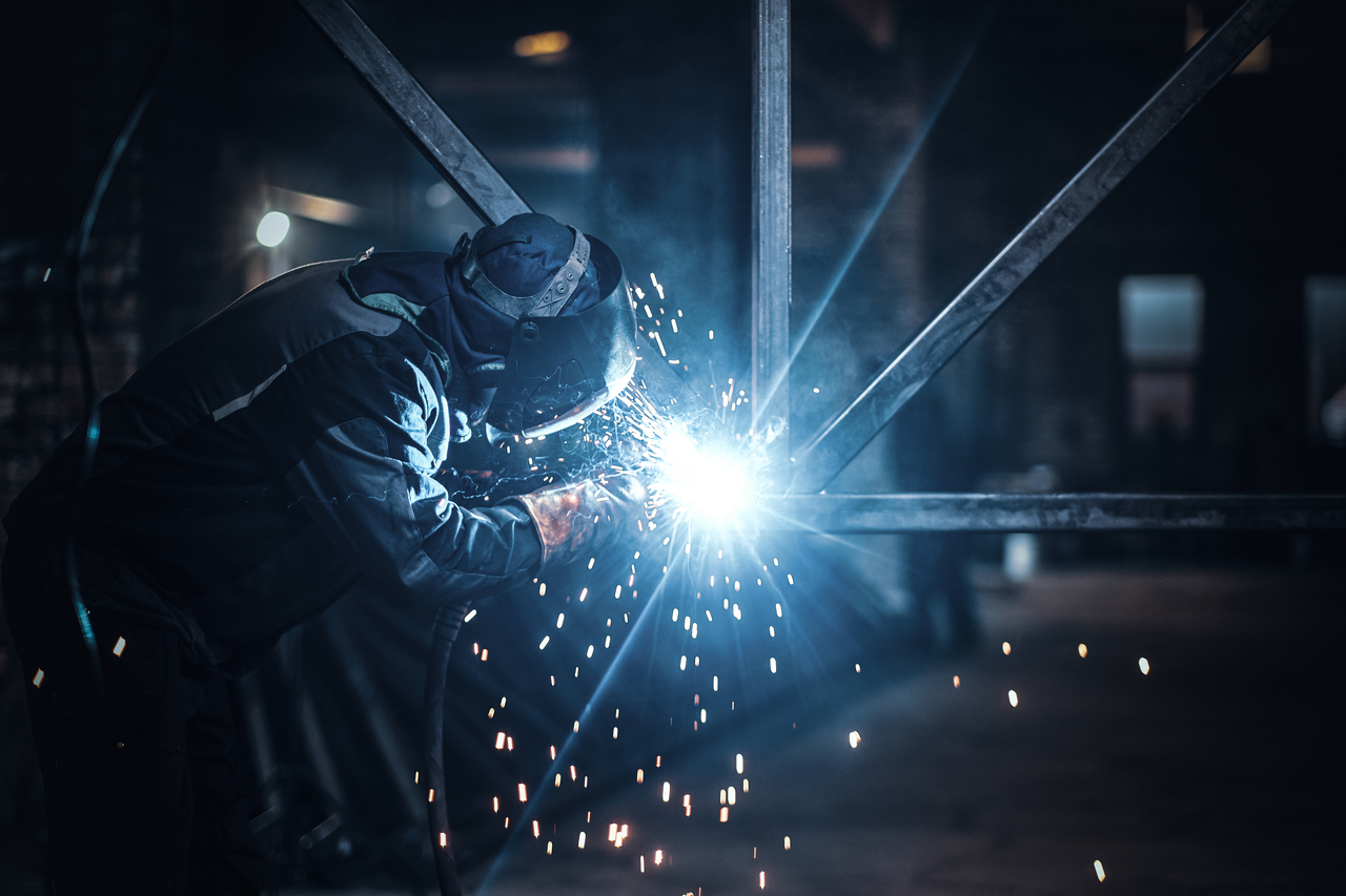 welding-work-with-metal-construction-busy-metal-factory_1.jpg